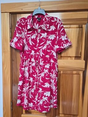 Women's dress